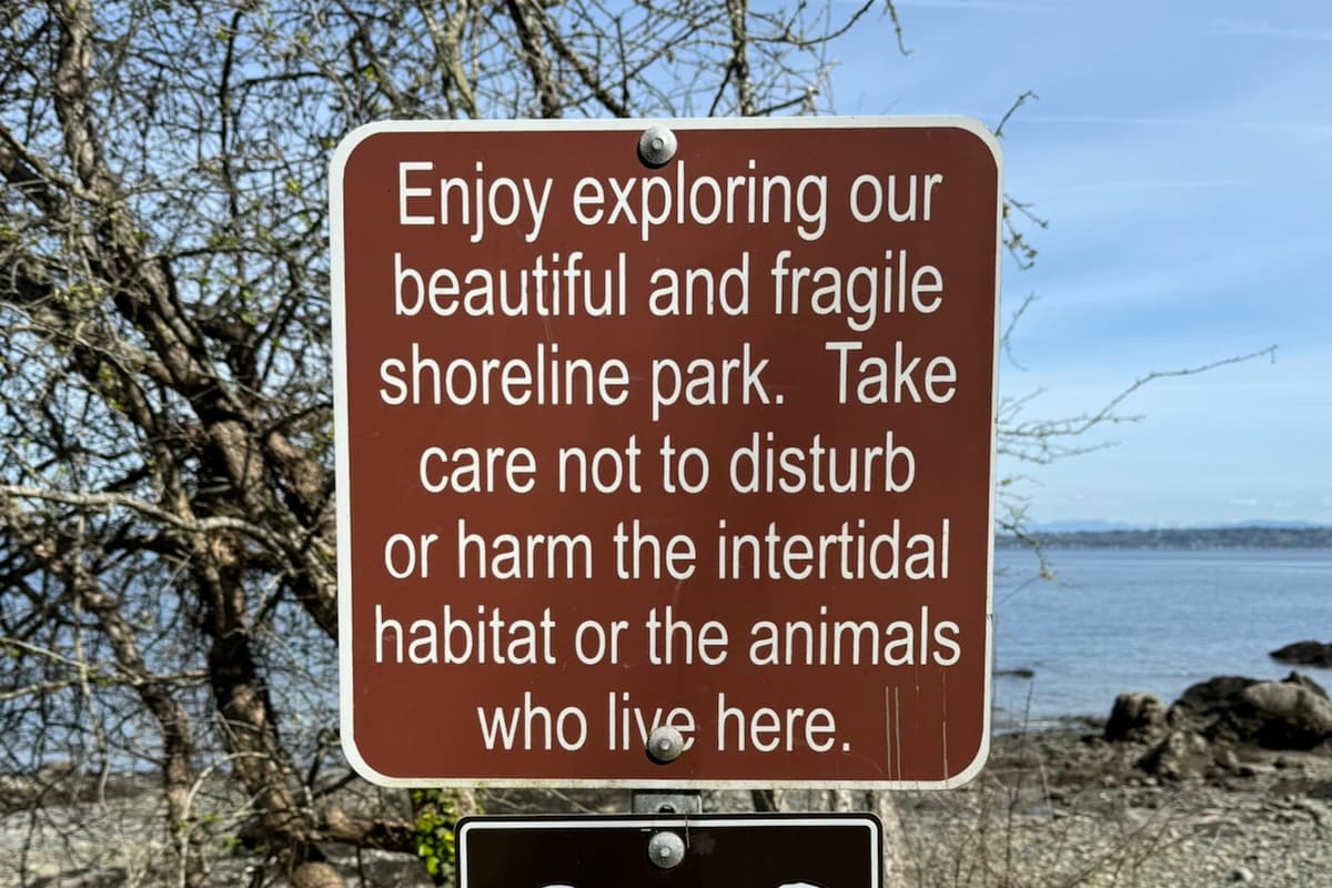 Public signage about how to respect the park.